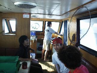 �L���r����