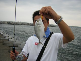 ���E�j�����b�L