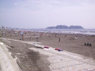 �r�[�`�o���[