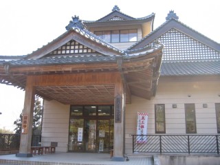 龍門の滝民芸館