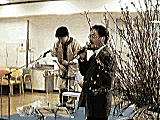 [PHOTO:Chief of Makiba-en speaking]