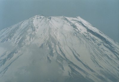 320mm�ŕx�m�R���𑨂���B