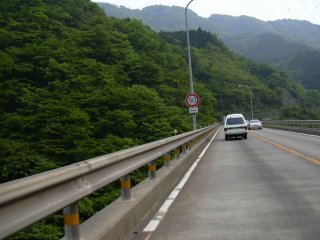 �����V��