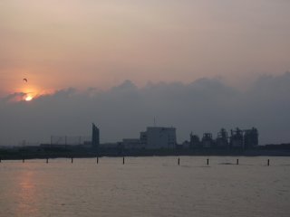 �n���͌��ƒ���