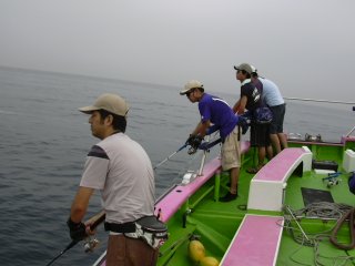 �\���\�����`