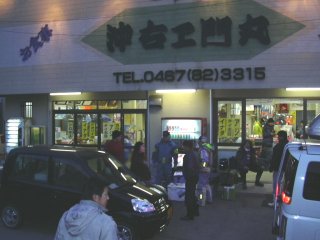 ���E�G���