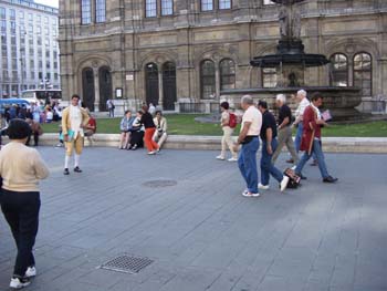 010527-003728